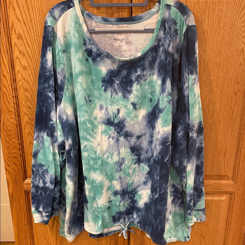 Belle by Kim Gravel drawstring bottom casual tie dye top. Size 5X.